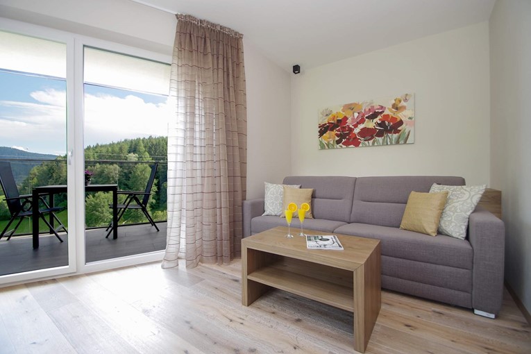 Suite Castel Wohnbereich.jpg
