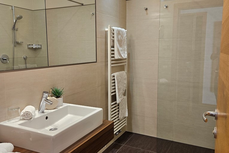 Excellence Badezimmer2 .jpg